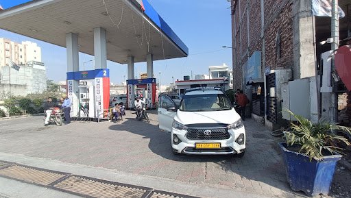 Gujarat Gas CNG Station