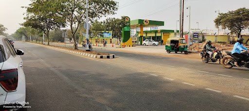 CNG FILLING GAIL POKHARIPUT