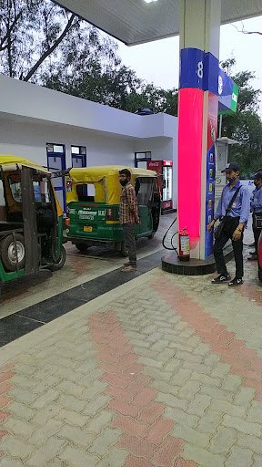 Indianoil-Adani Gas Pvt Ltd CNG Station