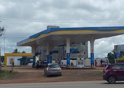 Bharat Petroleum, Petrol Pump -Mstones
