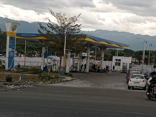 Bharat petroleum Petrol Pump.And CNG