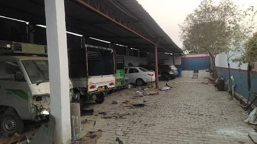 Ambika motors & CNG Kit Fitting Service