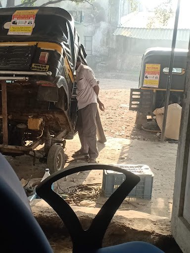 NATIONAL MOTORS AND CNG