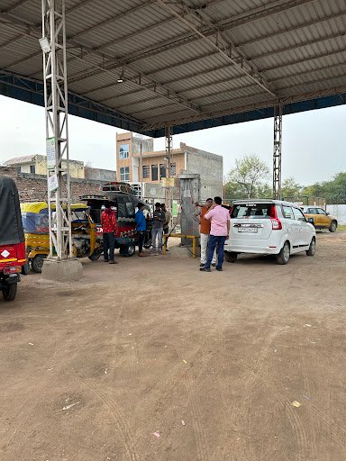 T. N. Gautam CNG Filling Station, Goverdhan Road, Satoha, Mathura