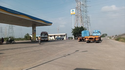 Bharat Petroleum, Petrol Pump -Ilavarsan Fuel Station