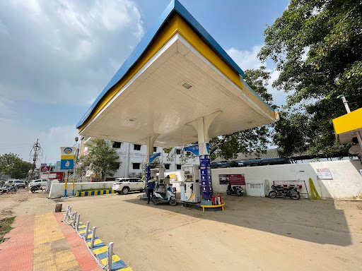 Bharat Petroleum, Petrol Pump -Raja Agency