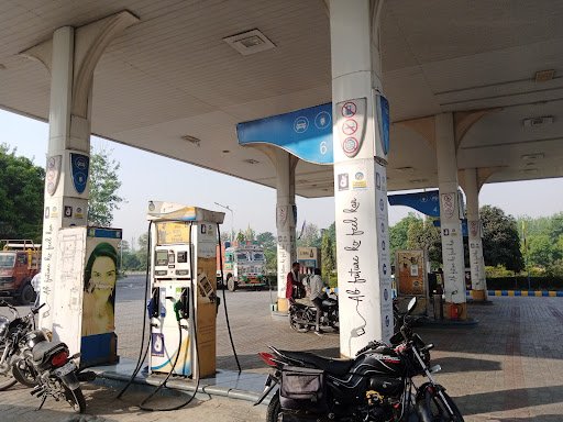 Petrol and cng pump