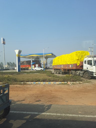 Radha Kishan CNG filling point Radha Kishan CNG filling point
