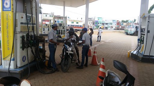 Bharat Petroleum, CNG & Petrol Pump -Bhambra Highway Service Station