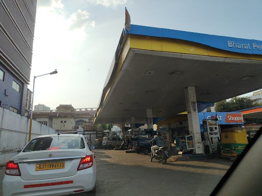 Adani Gas CNG Station