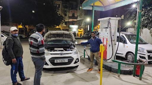 IGL CNG Pump Naraina Depot