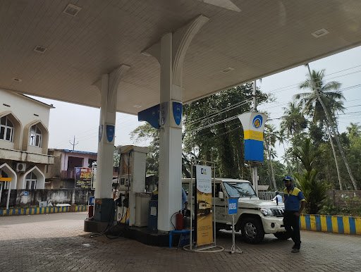 Bharat Petroleum, Petrol Pump, CNG -Safiya Petro Park Bharat Petroleum, Petrol Pump, CNG -Safiya Petro Park