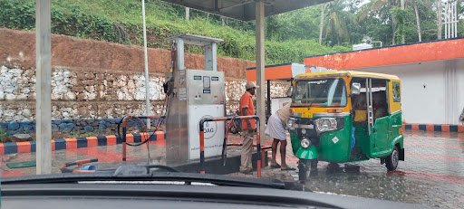 PFC Indian Oil CNG Naduvath