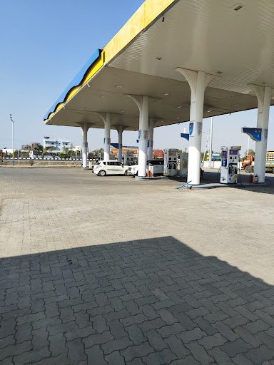 Bharat petroleum cng station