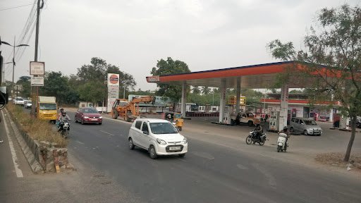 ELVEE AUTOS Petrol pump (CNG AVAILABLE)