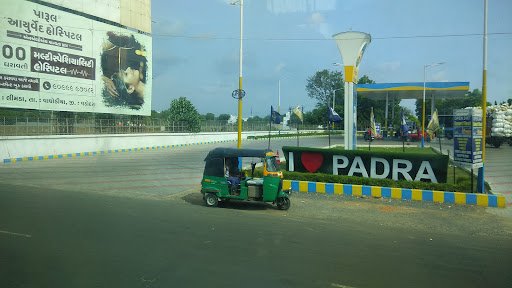 Khodiyar Petroleum(BPCL)With CNG Station & PUC CENTER