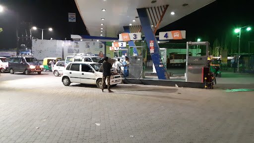 Gujarat Gas CNG Station