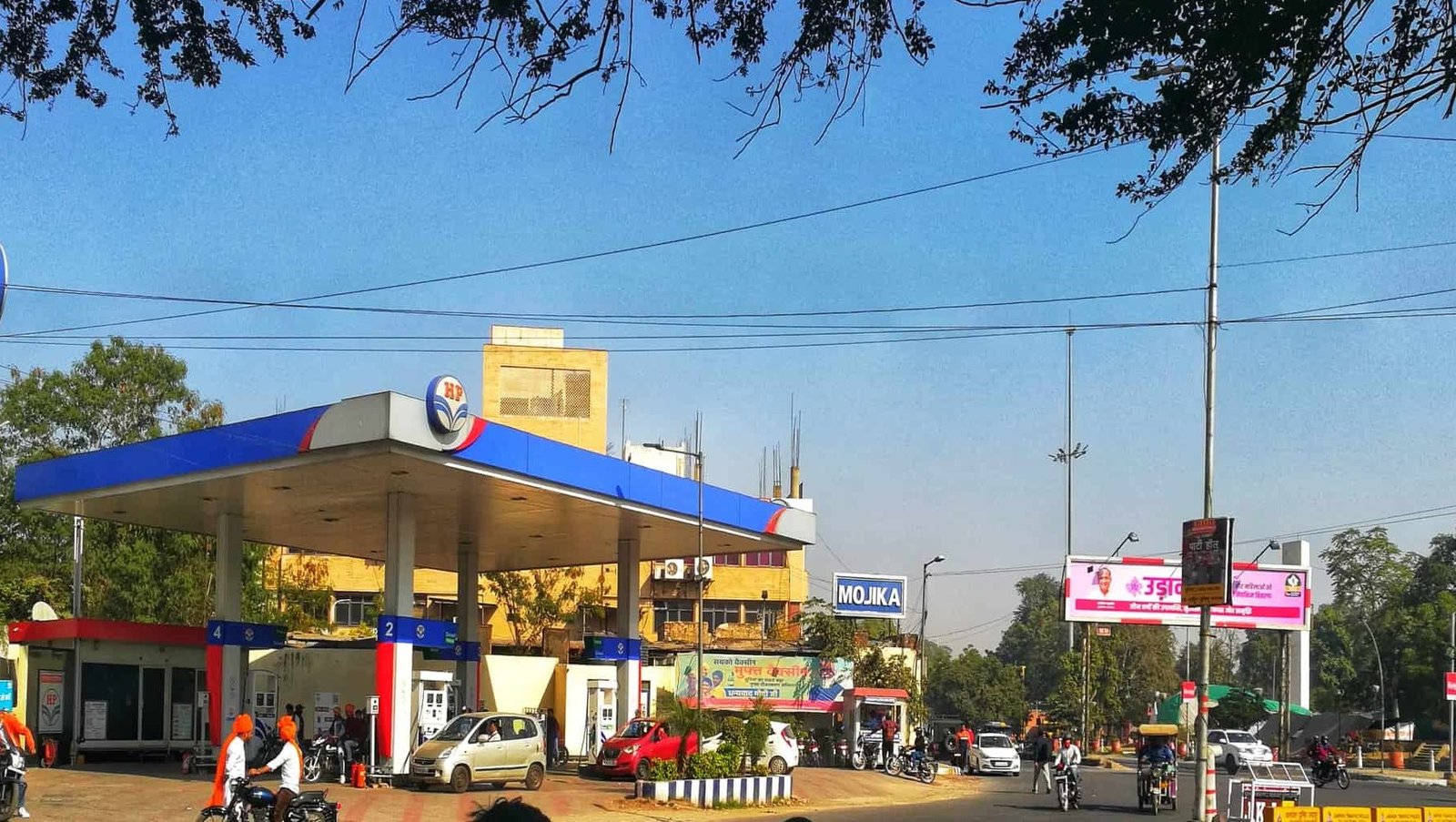 saraogi petrol pump