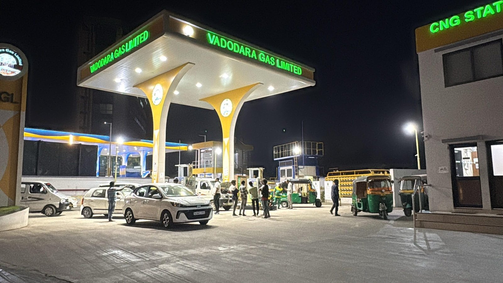 Vadodara Gas limited CNG PUMP 6 vadodara gas limited cng pump